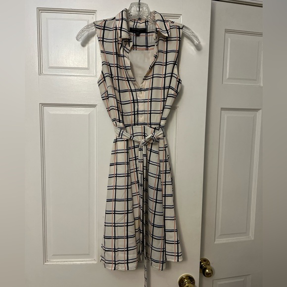 Lot of 4 - Dresses - Picture 10 of 13